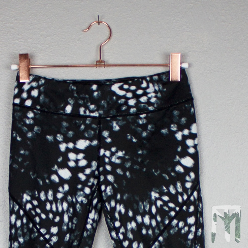 Zella Girls Large Abstract Printed Leggings